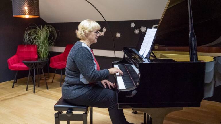 Leta niso omejitev – Glasbena šola EGO Lecta za TRETJE ŽIVLJENJSKO OBDOBJE